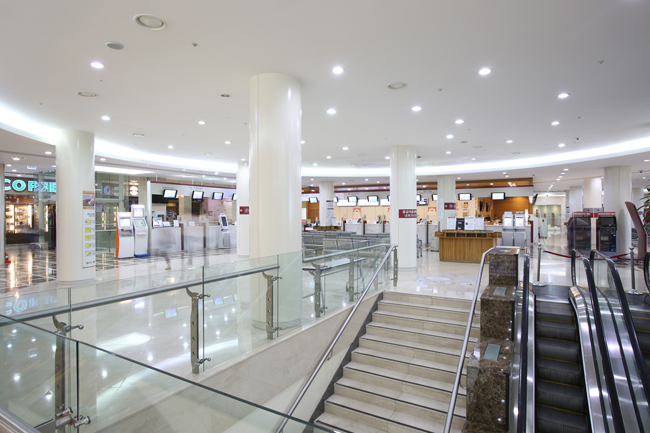 Main lobby2